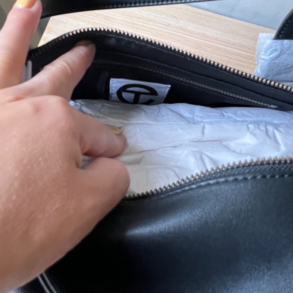 Large Telfar Duffle - Black NWT - Picture 4 of 16